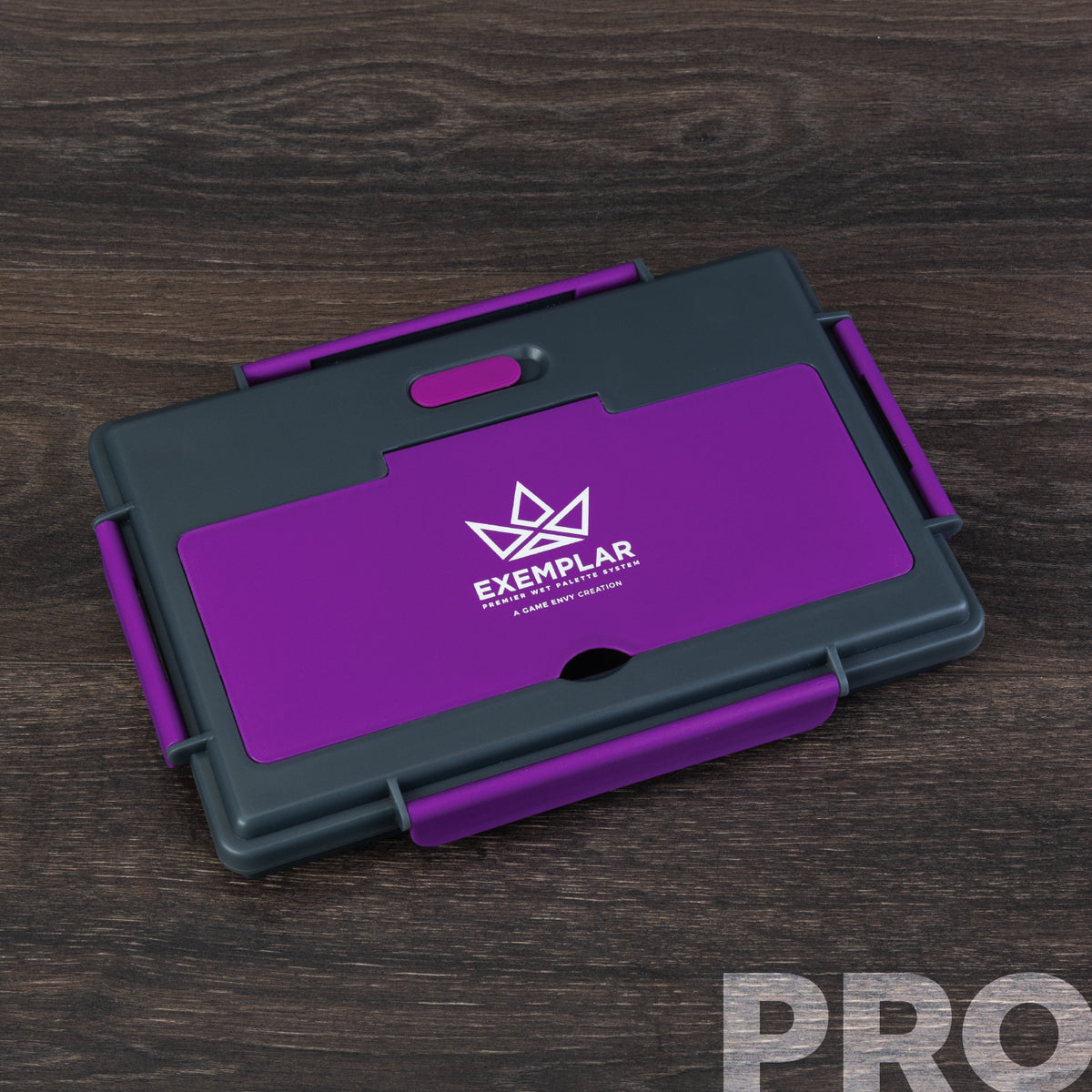Exemplar PRO Wet Palette Red